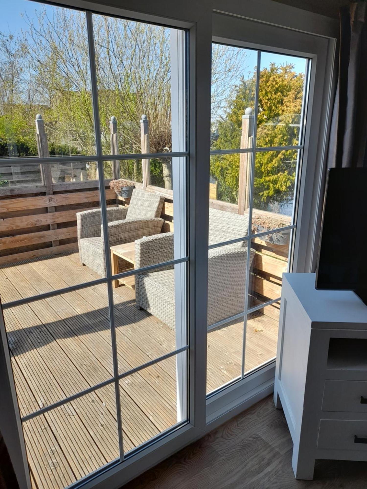 C99b Met Prive Gelegen Tuin Aan Het Water Parque de Campismo Makkum